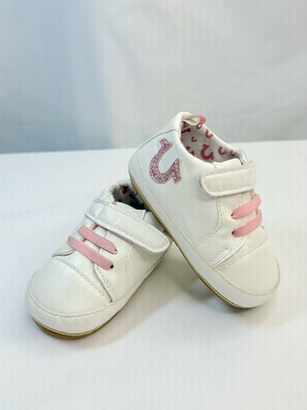 True Religion White & Pink Kids (Baby) Size 3 Sneakers with Glitter Accent NWOT